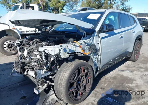 2025 BMW Xm Label Red z USA, uszkodzony, nr VIN 5YM33CS07S9Y17801